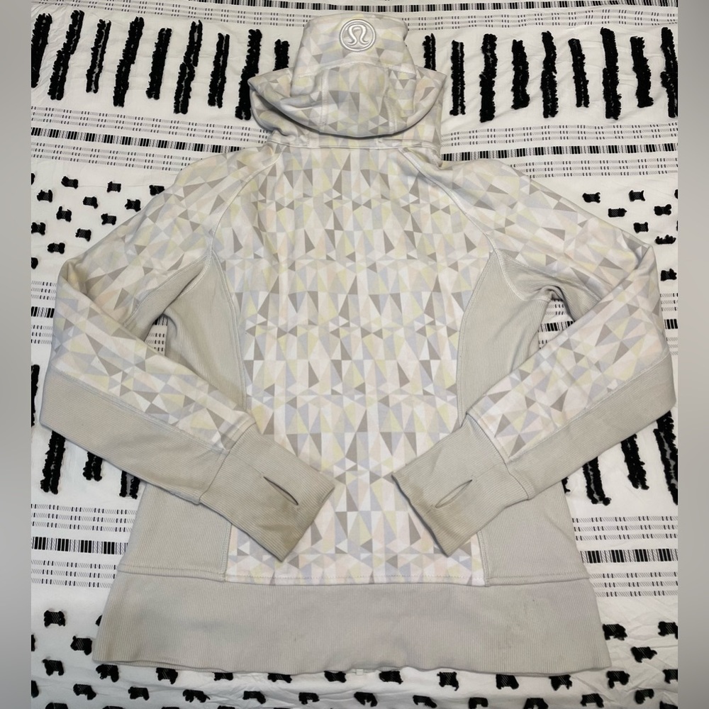 Lululemon jacket - Picture 2 of 3